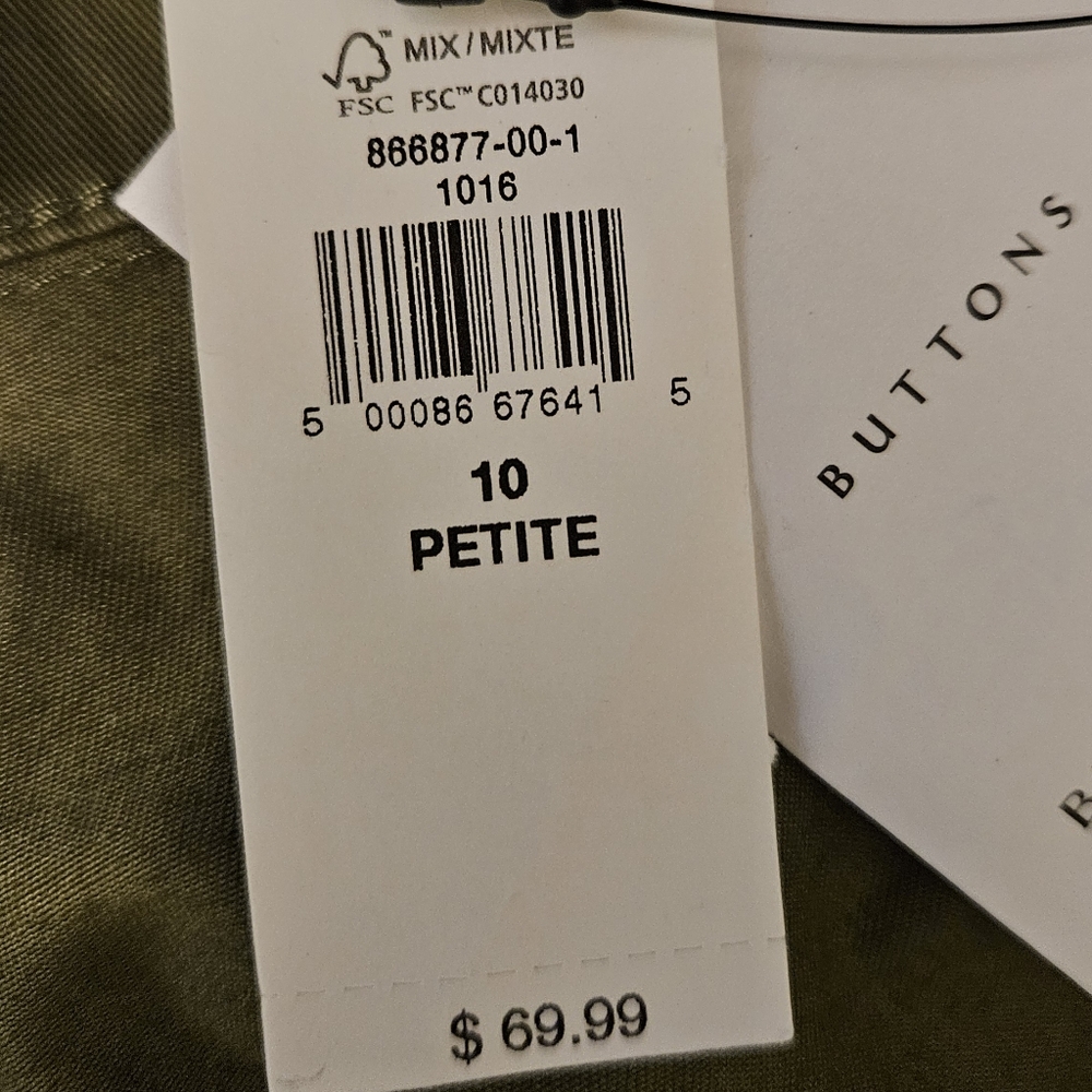 Banana Republic NWT Army Green 10 Petite - Picture 6 of 7